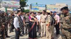 Bihar News : औरंगाबाद में उग्र हुआ छात्रों का प्रदर्शन, पुलिस पर किया पथराव, लाठीचार्ज में कई घायल, 15 हिरासत में
