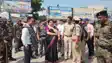 Bihar News : औरंगाबाद में उग्र हुआ छात्रों का प्रदर्शन, पुलिस पर किया पथराव, लाठीचार्ज में कई घायल, 15 हिरासत में