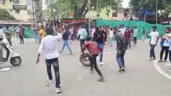 Bihar Band: भागलपुर में बवाल, छात्रों के पथराव से मचा हड़कंप, सरकारी वाहनों में तोड़फोड़,  एसएसपी-डीएम ने संभाला मोर्चा