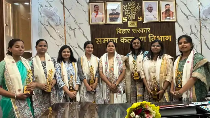 Bihar News : समाज कल्याण मंत्री डॉ. श्वेता गुप्ता ने बीपीएसस