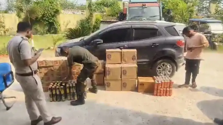 फिल्मी अंदाज में शराब तस्करों का पीछा, उत्पाद विभाग की गाड़ी