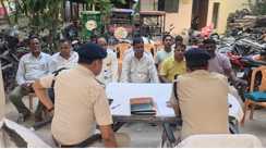 Bihar News : गोपालगंज में बकरीद को लेकर प्रशासन अलर्ट, ड्रोन कैमरों से होगी निगरानी, सदर एसडीपीओ के नेतृत्व में शांति समिति की हुई बैठक,
