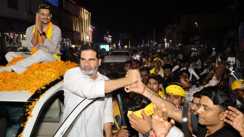 Bihar News : शिवहर में प्रशांत किशोर ने किया रोड शो, डिप्टी सीएम सम्राट चौधरी पर साधा निशाना, कहा-बिहार में चल रही बदलाव की लहर 