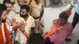 Bihar News : तिलकामांझी विश्वविद्यालय परिसर में छात्रों के दो गुट आपस में भिड़े, छात्र राजद नेता की हुई पिटाई, वीडियो सोशल मीडिया में हुआ वायरल 