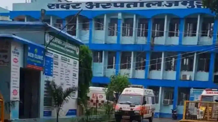 Jamui Patient Dies as Ambulance Runs Out of Fuel DM Orders F