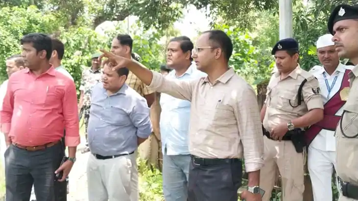 नवादा में विकास की नई राह,डीएम ने अदानी सीमेंट फैक्ट्री, अपस