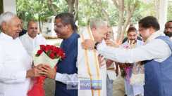 सीएम नीतीश से मिलने पहुंचे शिक्षा मंत्री 