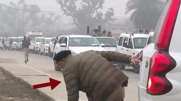 सीएम नीतीश के कारकेड ने डीएसपी को मारी टक्कर, बाल-बाल बची जा