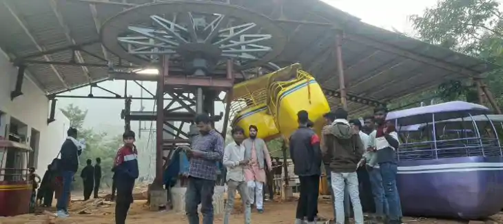 रोहतास में रोपवे का 'मौत का ट्रायल'! ताश के पत्तों की तरह ढह