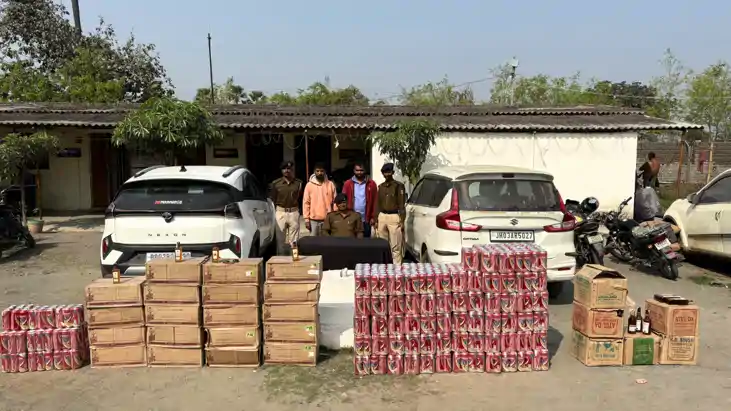 Bihar News : गया में शराब तस्करों पर बड़ी स्ट्राइक, झारखंड स