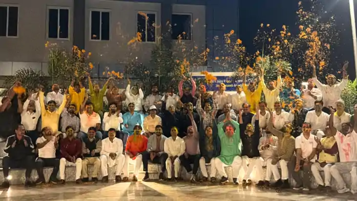 Holi Milan : 'गोल एजुकेशन विलेज' में होली की मची धूम, रंगों 