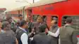 Patna Rail: रेलवे की सियासी बिसात पर पेंडुलम सेवा का मास्टरस्ट्रोक,  दानापुर रेल डिवीजन का लोगों को तोहफा, अब डेली पैसेंजर्स के लिए अच्छे दिन