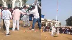 Republic Day : मुंगेर में झंडोत्तोलन के दौरान घोर लापरवाही, बीडीओ के सामने दो बार गिरा तिरंगा, तीसरी बार टूट गया डंडा