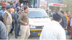 जश्न के बीच मातम-  ट्रक की चपेट में आए बाइक सवार पिता-पुत्री; पल भर में उजड़ गया परिवार