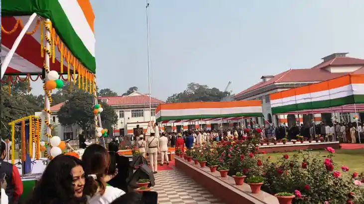Chief Justice hoisted the tricolor in Patna High Court