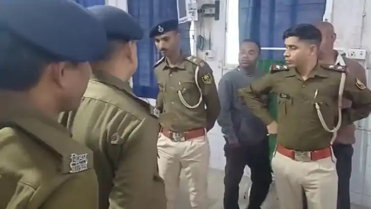 Bihar News: रिटायर्ड सिविल सर्जन के घर अपराधियों का तांडव, प