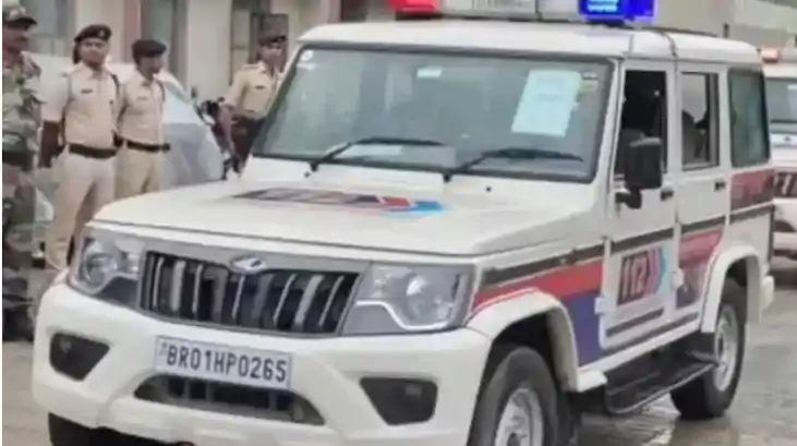 वर्दी को चुनौती! जमुई में पुलिस को घेरकर बरसाए पत्थर, हवलदार