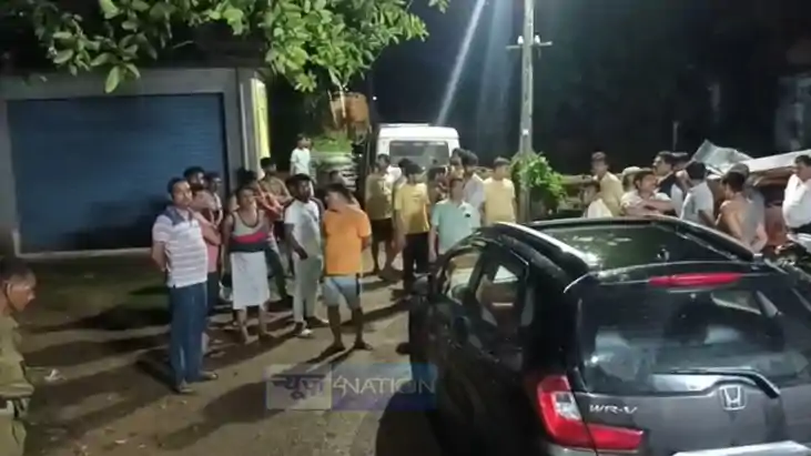ताबड़तोड़ फायरिंग