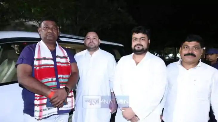 तेजस्वी यादव 