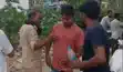 शराब ने किया घर बर्बाद, पुश्तैनी जमीन बेचने का विरोध कर रही पत्नी को शराबी पति ने धारधार हथियार से रेत दिया गला