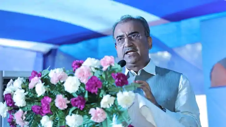 Bihar health: अब नर्सिंग का ग्लोबल हब बनेगा बिहार, अब केरल Bihar health: अब नर्सिंग का ग्लोबल हब बनेगा बिहार, अब केरल