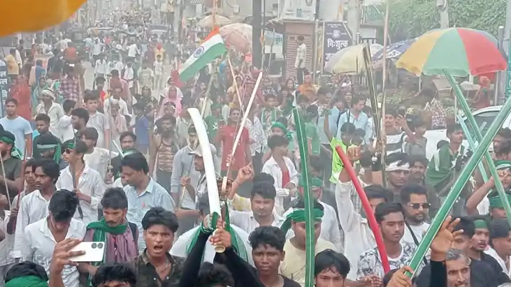 मोहर्रम पर भाईचारे के रंग में रंगा सुपौल: निकला भव्य ताजिया 