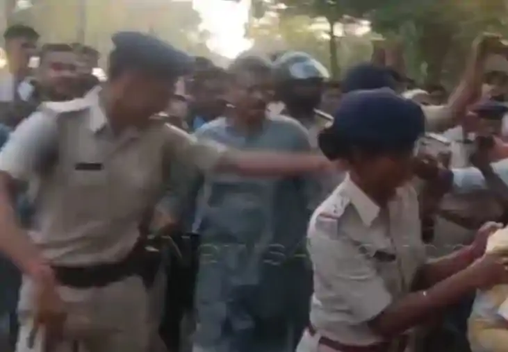 Bihar News: शिक्षा मंत्री के घेराव मामले में FIR दर्ज, 50 छा