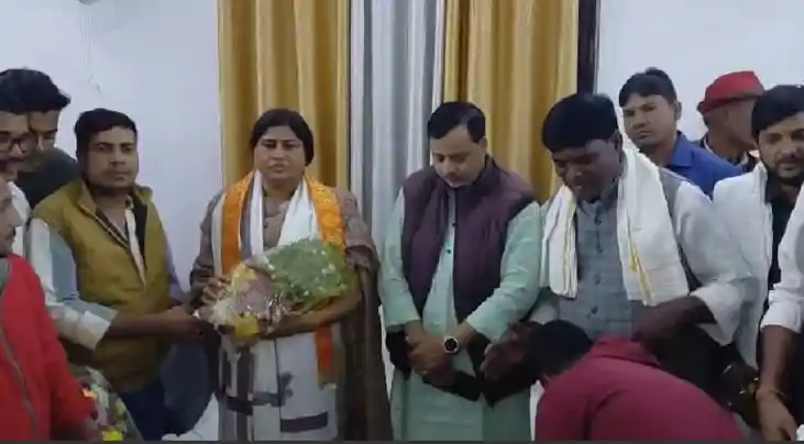 मंत्री बनने के बाद पहली बार पू्र्णिया पहुंचीं लेशी सिंह, भोल