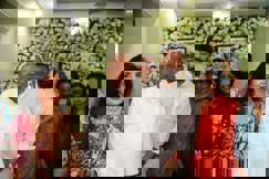 चिराग पासवान के घर खरना का प्रसाद खाने पहुंचे नीतीश कुमार, रिश्तों में घुली मिठास अब कोई नाराजगी नहीं