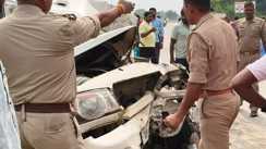 विंध्याचल से लौट रहे श्रद्धालुओं की गाड़ी का साथ हुआ बड़ा हादसा, खड़े ट्रक से टकराई कार, तीन की मौत