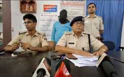 छठ के मौके पर पुलिस को मिली बड़ी सफलता, हथियार और कारतूस के साथ महिला पुरुष गिरफ्तार