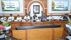Bihar News : मंत्री अशोक चौधरी की अध्यक्षता में राज्य स्तरीय सतर्कता समिति की हुई बैठक, राशन कार्ड, स्मार्ट पीडीएस सहित कई मुद्दों पर हुई चर्चा, फ्लाइंग स्क्वॉड गठित करने की हुई पहल