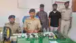 Bihar Crime : मिनी गन फैक्ट्री संचालक ने सोशल मीडिया में डाली शस्त्र पूजा की तस्वीर, पुलिस ने की छापेमारी, हथियारों का जखीरा किया बरामद 