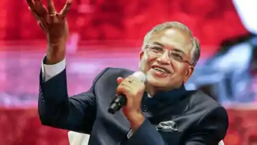 Gyanesh Kumar: ECI के दो आयुक्तों की 14 आपत्तियों से बढ़ी हलचल, जानें चुनाव आयोग की ‘स्थापना कुंडली’ क्या कहती है