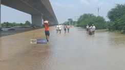 Ganga Floods Six Lane Road 14 Vaishali Villages Cut Off