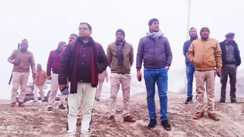 बिहार में बेलगाम हुए खनन माफिया, कार्रवाई करने पहुंचे SDM- SDPO की टीम पर हमला, 5 ट्रैक्टर जब्त