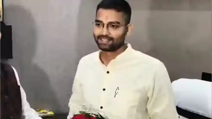 Bihar News : पंचायती राज मंत्री दीपक प्रकाश ने किया ऐलान, कह