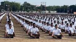 100 साल बाद सबसे बड़ा बदलाव - 'नागपुर से निकला वो आदेश, जिससे हिल जाएगी संघ की पुरानी संरचना! यूपी से राजस्थान तक अब ऐसे चलेगा RSS का काम'