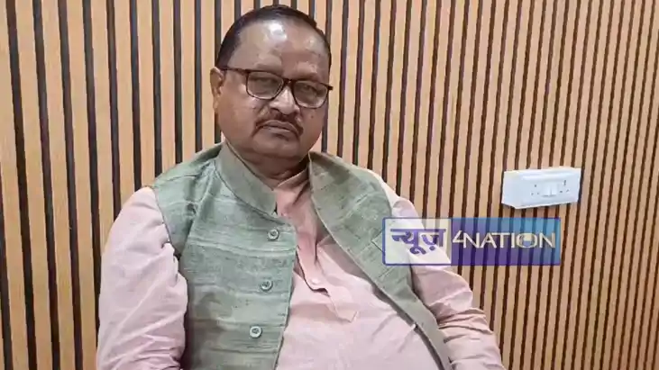  नीतीश के लाडले विधायक ने घर में घुसकर शिक्षक को सटाया पिस्ट