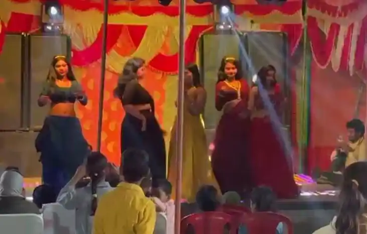 News4Nation की खबर का असर, स्कूल में आर्केस्ट्रा और अश्लील ड