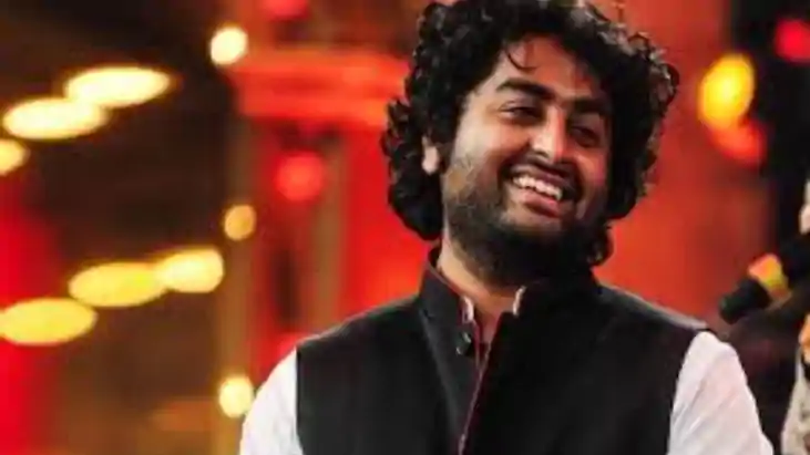 संगीत जगत में सन्नाटा: अरिजीत सिंह ने किया सिंगिंग से संन्या