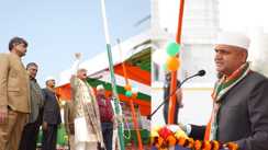 NSMCH में धूमधाम से मनाया गया 77वां गणतंत्र दिवस; देशभक्ति के गीतों से गुंजायमान हुआ परिसर