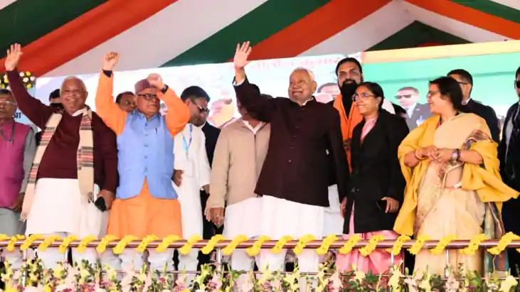 Bihar News : सीएम नीतीश ने समृद्धि यात्रा के दौरान मधुबनी जि