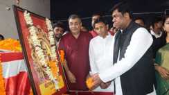 Bihar News : मुजफ्फरपुर में आयोजित वीरांगना फूलन देवी स्मृति सभा में पहुंचे वीआईपी प्रमुख मुकेश सहनी, वीरांगना को बताया प्रेरणास्रोत