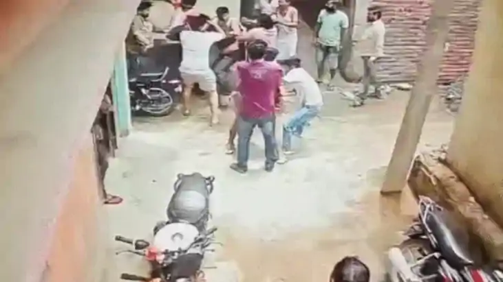Patna Crime News : पटना में रुपयों के लेन देन में डॉक्टर ने Patna Crime News : पटना में रुपयों के लेन देन में डॉक्टर ने