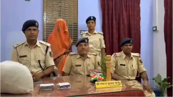 पुलिस का नशे के खिलाफ बड़ा एक्शन: 2 किलो गांजे के साथ महिला 