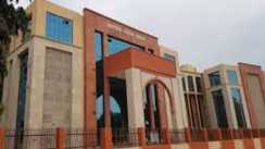 Alliance of policemen, private drivers and smugglers