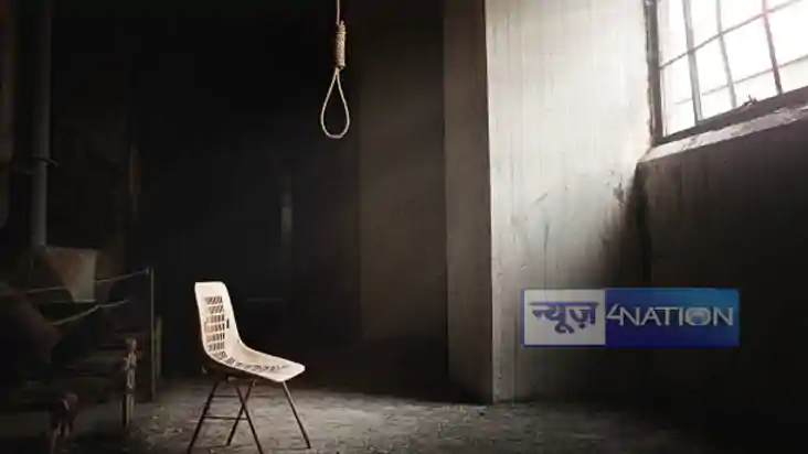 Kanpur suicide: 'सॉरी पापा, मुझे माफ कर देना, मैं अब बहुत थक