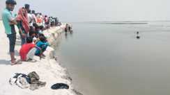 Tragedy on Ram Navami 2 Girls Drown in Ganga One Dies