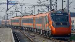 Railway News -  यात्रीगण ध्यान दें! बिहार के इन शहरों से पुणे, नई दिल्ली के लिए तीन जोड़ी समर स्पेशल ट्रेन चलाएगी रेलवे, इन तारीखों के लिए कराएं बुकिंग